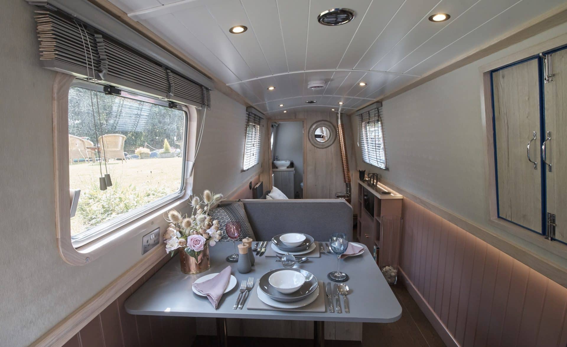 custom barge new boat build dinette seating